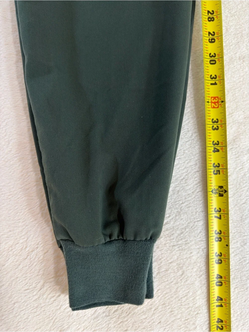 FIGS Men's Forest Green Jogger Sweatpants with Cream Drawstring ITEM2670